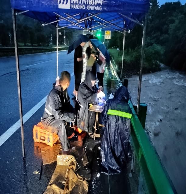 1737709028732443.png 图片关键词